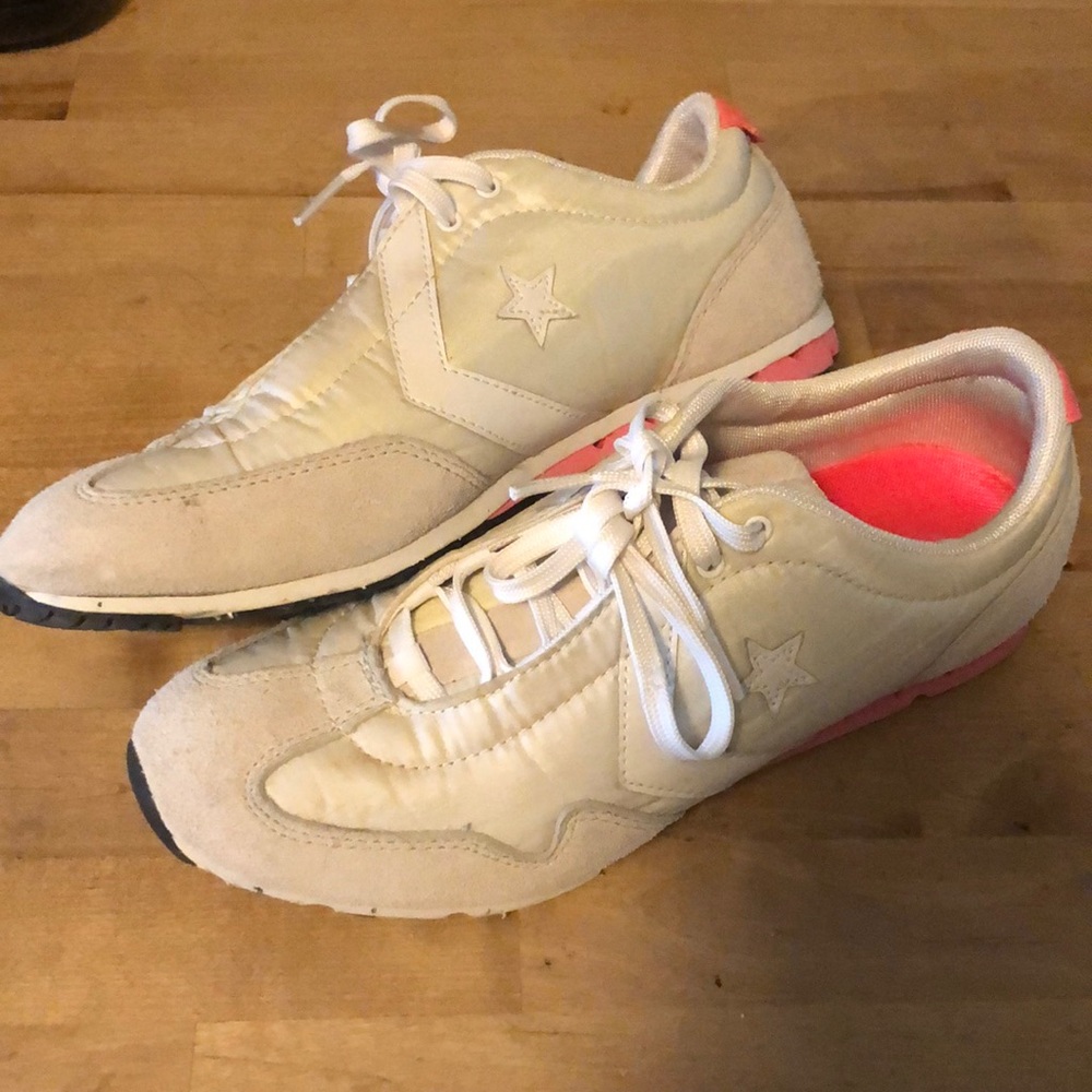 Converse all white with hot pink Women’s size 8